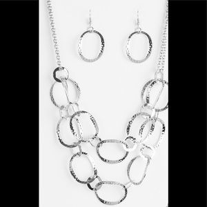 ♡︎ᑎᗴᑕKᒪᗩᑕᗴ♡︎